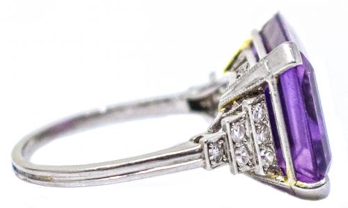SORTIJA ART DECO CON AMATISTA Y DIAMANTES