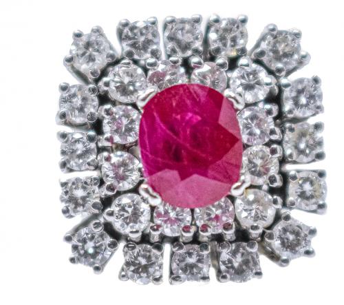 ANILLO ROSETÓN CON BRILLANTES Y RUBÍ