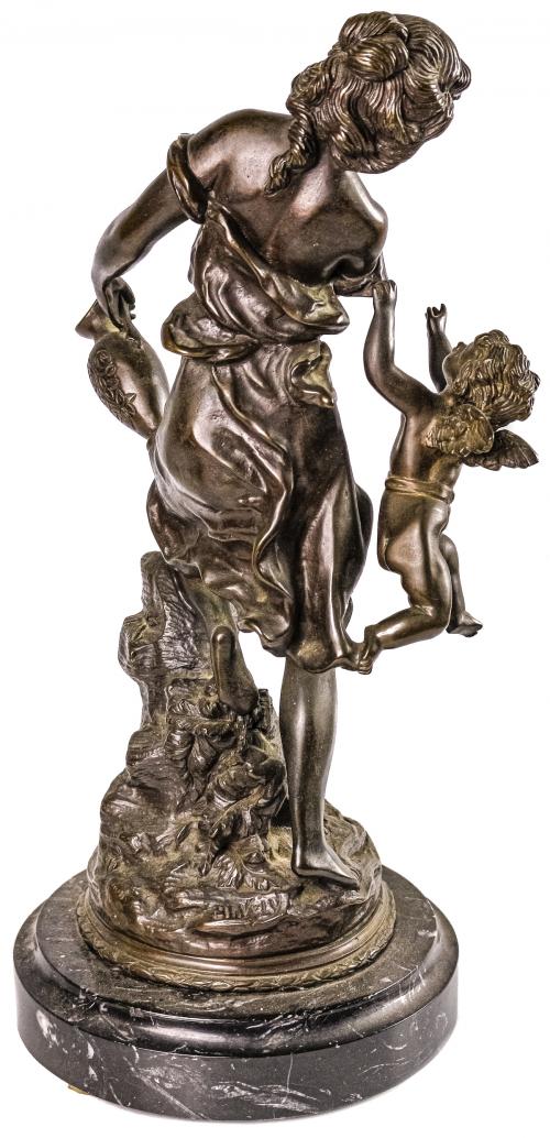 FIGURA EN BRONCE