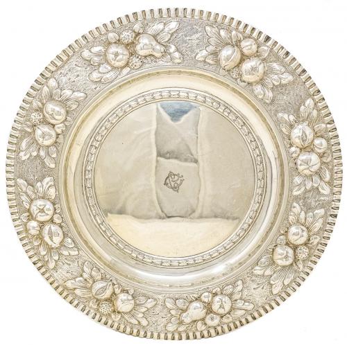GRAN PLATO DE PLATA DEL PRIMER TERCIO DE SIGLO XX