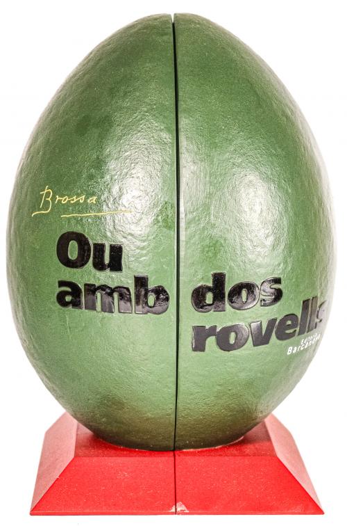 "OU AMB DOS ROVELLS"