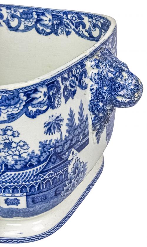 JARDINERA EN PORCELANA DE PRINCIPIOS DEL S.XX