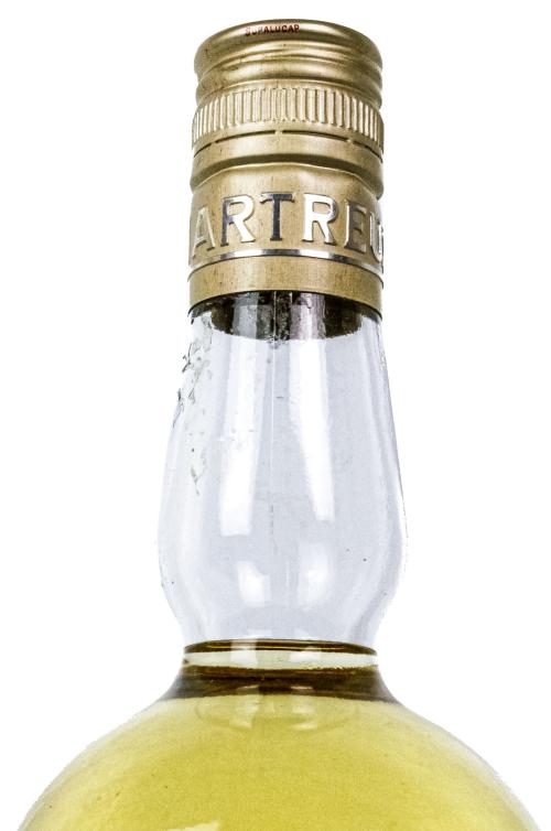 BOTELLA DE "CHARTREUSE" ETIQUETA AMARILLA 