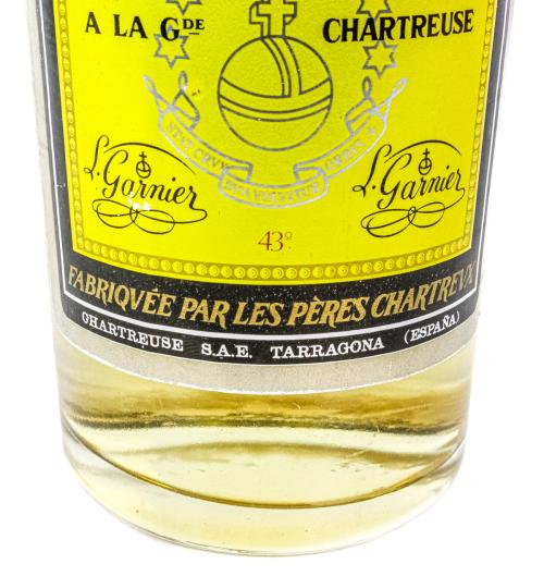 BOTELLA DE "CHARTREUSE" ETIQUETA AMARILLA 