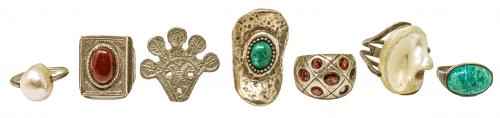 COLECCIÓN DE SIETE ANILLOS DE PLATA