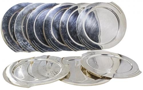 CONJUNTO DE 9 PLATOS DE PRESENTACIÓN EN PLATA DISEÑO ACNODE