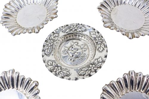 LOTE DE CENICEROS EN PLATA DE MEDIADOS DEL S.XX