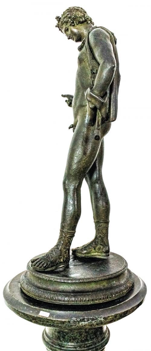 FIGURA DE BRONCE CON PEANA DE MARMOL