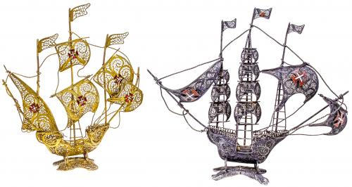 DOS CARAVELAS EN PLATA Y METAL DE MEDIADOS DEL S.XX