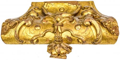 APLIQUE DECORATIVO DE TALLA CIRCA 1800