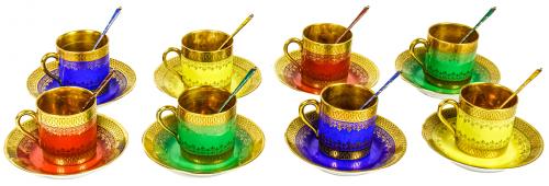JUEGO DE OCHO TAZAS DE PORCELANA DEL PRIMER CUARTO DE S. XX