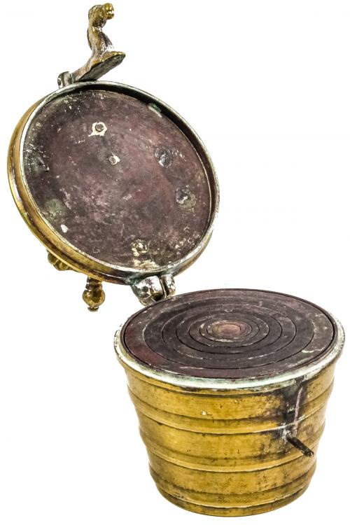 GRAN PONDERAL DE BRONCE DE MEDIADOS DE SIGLO XX 