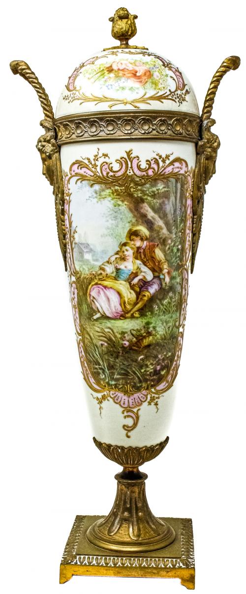 JARRÓN DE PORCELANA SEVRES