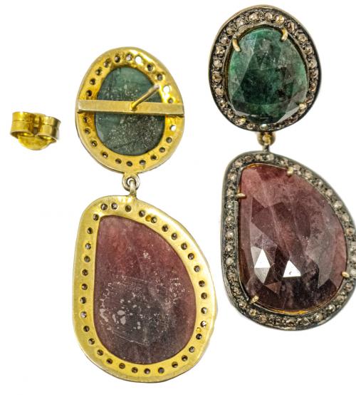 PENDIENTES LARGOS CON CORINDONES