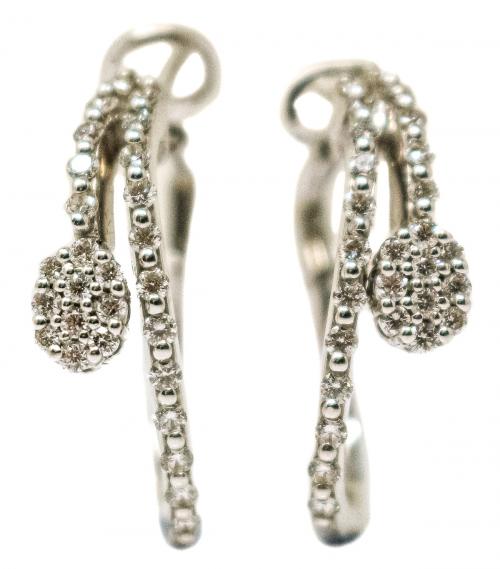 PENDIENTES MEDIA CRIOLLA CON BRILLANTES