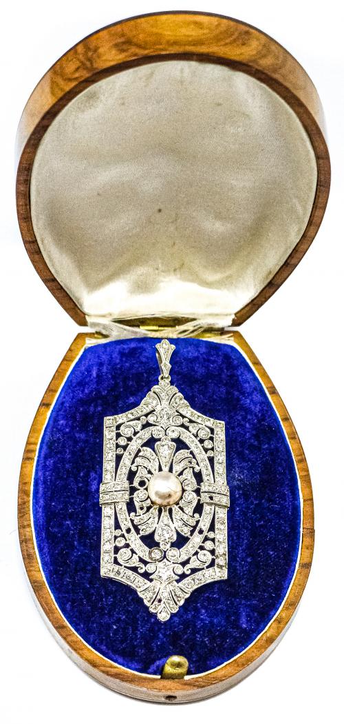 COLGANTE BROCHE CON DIAMANTES DE PPS. DEL S.XX