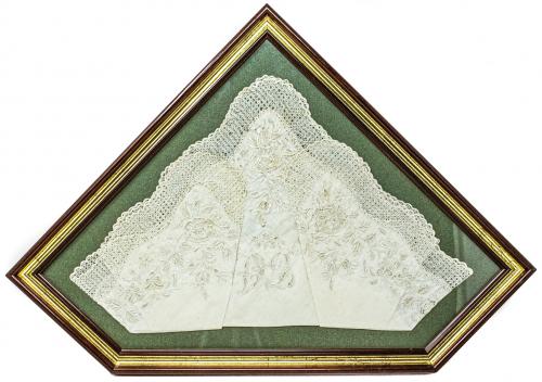 PAÑUELO DE PRINCIPIOS DEL S.XX ENMARCADO 