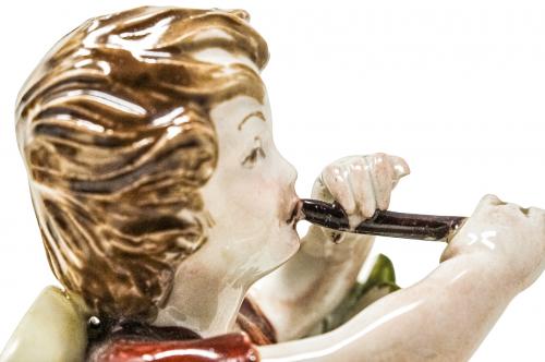 PAREJA DE FIGURAS EN PORCELANA DE MEDIADOS DEL S.XX