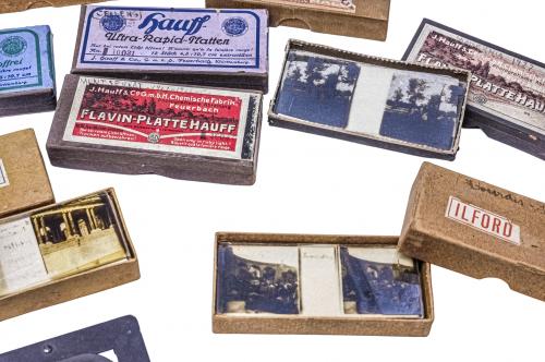 COLECCIÓN DE PLACAS ESTEREOSCÓPICAS Y PEQUEÑO VISOR
