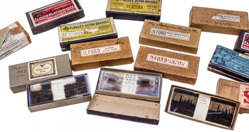 COLECCIÓN DE PLACAS ESTEREOSCÓPICAS Y PEQUEÑO VISOR