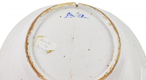 LEBRILLO DE MANISES DE FINALES DEL SIGLO XIX