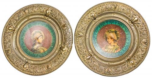 PAREJA DE PLATOS DECORATIVOS DE FLES. S.XIX
