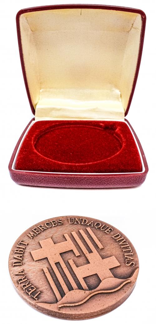 DOS MEDALLAS REALIZADAS POR JOSEP MARIA SUBIRACHS