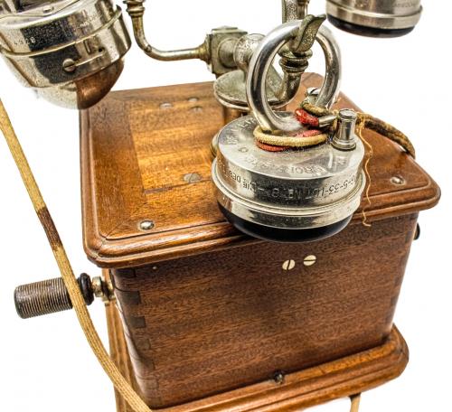 TELÉFONO FRANCÉS DE PRINCÍPIOS DE SIGLO XX