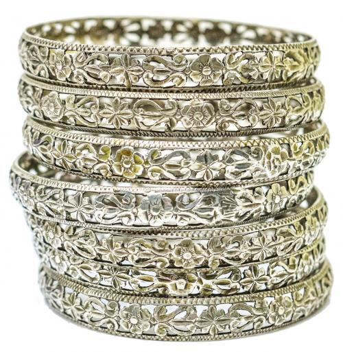 SIETE PULSERAS DE PLATA DEL S.XIX