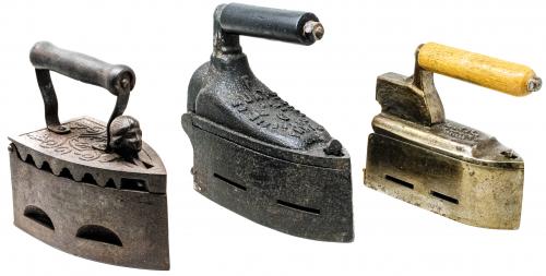 TRES PLANCHAS DE CARBÓN