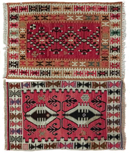 PAREJA DE ALFOMBRAS KILIM