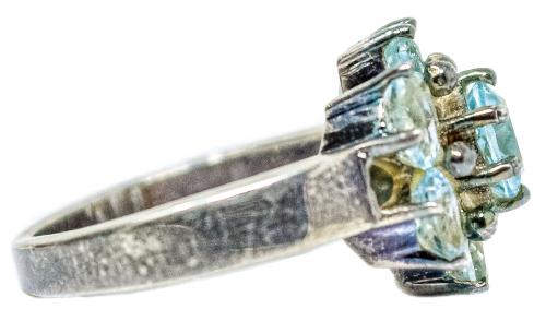 ANILLO ROSETÓN CON CUARZOS AZULES