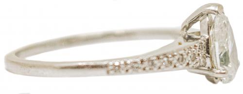 ANILLO SOLITARIO CON DIAMANTE