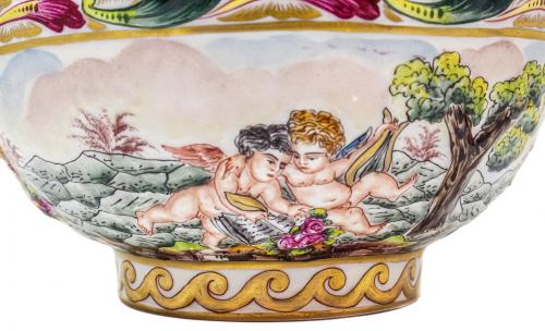 BOL DE PORCELANA CAPODIMONTE DE MEDIADOS DE SIGLO XX