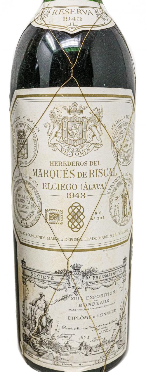 TRES BOTELLAS MARQUÉS DE RISCAL
