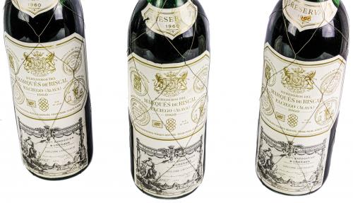 TRES BOTELLAS MARQUÉS DE RISCAL 