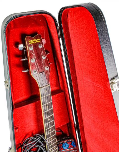 GUITARRA ELÉCTRICA WASHBURN AMERICANA