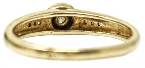 ANILLO CON BRILLANTES