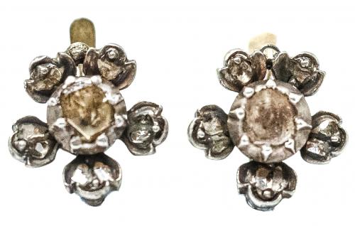 ADEREZO CON DIAMANTES DEL S.XIX