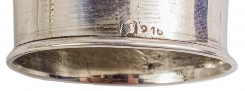 CONJUNTO DE PIEZAS DE TOCADOR DE LA PRIMERA MITAD S.XX