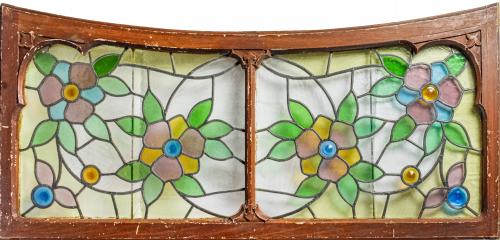 CONJUNTO DE TRES VIDRIERAS EMPLOMADAS, PRIMER TERCIO S.XX