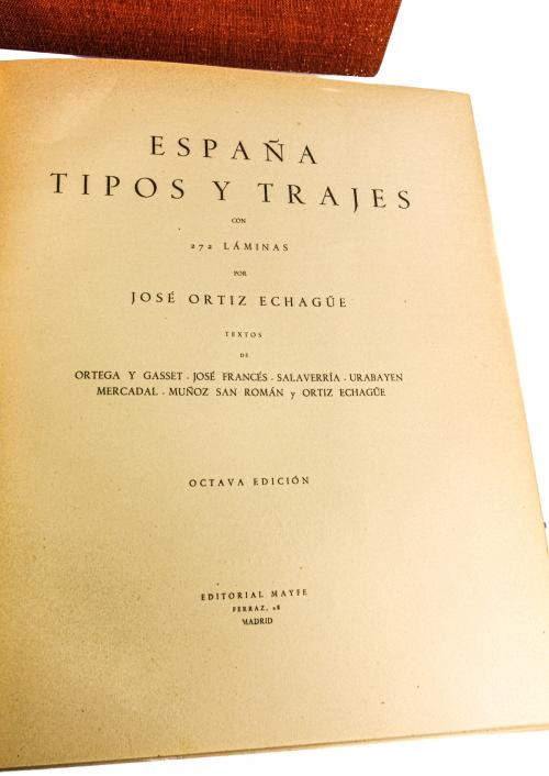 TRES LIBROS SOBRE ESPAÑA