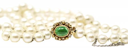 DOS COLLARES DE PERLAS DE LOS AÑOS 50