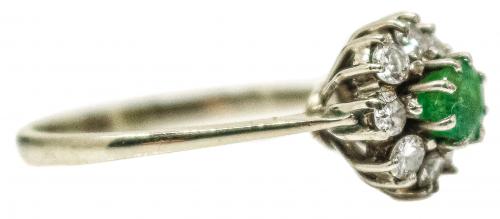 ANILLO ROSETÓN CON ESMERLADA Y BRILLANTES