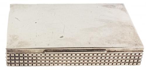 CAJA TABAQUERA EN PLATA DE LOS AÑOS 60