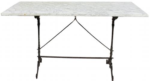 MESA DE BAR CON SOBRE EN MÁRMOL