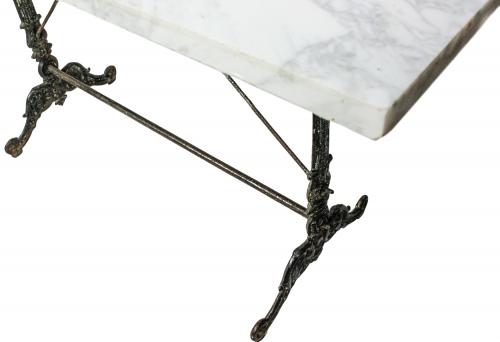 MESA DE BAR CON SOBRE EN MÁRMOL