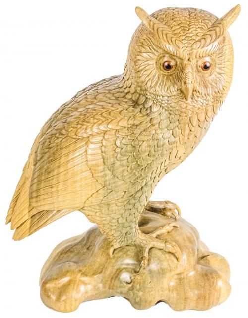 FIGURA INDONÉSIA DEL ÚLTIMO CUARTO DE SIGLO XX