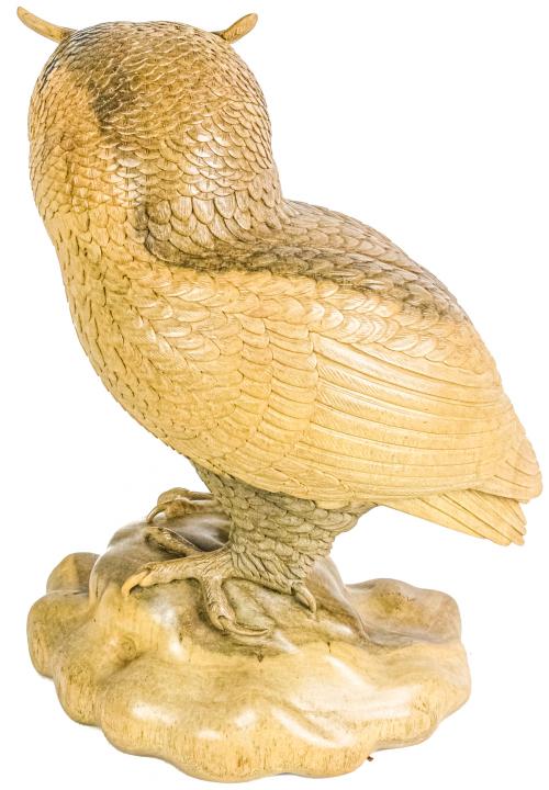 FIGURA INDONÉSIA DEL ÚLTIMO CUARTO DE SIGLO XX
