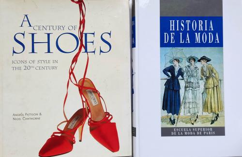 DOS LIBROS SOBRE MODA.   